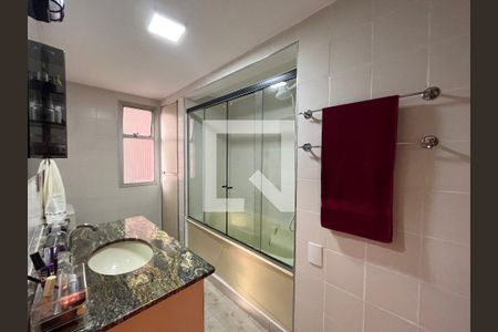 Apartamento à venda com 79m², 2 quartos e 1 vaga Apartamento à venda com 79m², 2 quartos e 1 vagaBanheiro da Suíte