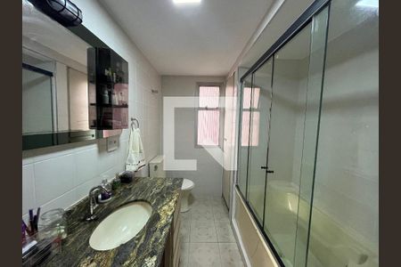 Apartamento à venda com 79m², 2 quartos e 1 vaga Apartamento à venda com 79m², 2 quartos e 1 vagaBanheiro da Suíte