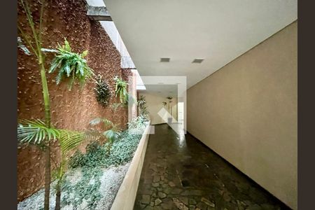 Apartamento à venda com 79m², 2 quartos e 1 vaga Apartamento à venda com 79m², 2 quartos e 1 vagaHall social