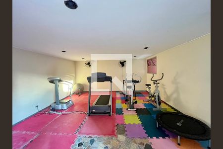 Apartamento à venda com 79m², 2 quartos e 1 vaga Apartamento à venda com 79m², 2 quartos e 1 vagaÁrea comum - Academia