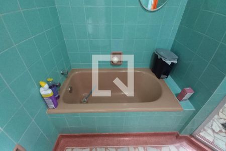 Apartamento à venda com 108m², 2 quartos e sem vaga Apartamento à venda com 108m², 2 quartos e sem vagaDetalhe do Banheiro