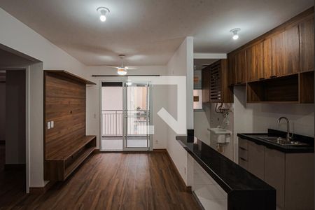 Sala de apartamento para alugar com 2 quartos, 57m² em Centro, Campinas