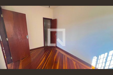 Quarto 2 de casa à venda com 4 quartos, 170m² em Dona Clara, Belo Horizonte