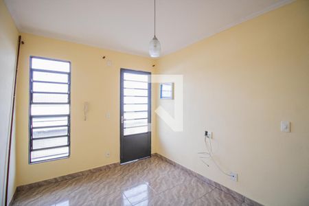 Sala de apartamento para alugar com 2 quartos, 45m² em Chácara São João, São Paulo