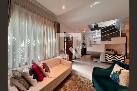 Sala de casa à venda com 3 quartos, 140m² em Utinga, Santo André