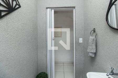 Lavabo de casa à venda com 4 quartos, 138m² em Jardim Popular, São Paulo