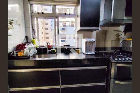 Cozinha de apartamento para alugar com 3 quartos, 120m² em Carmo, Belo Horizonte