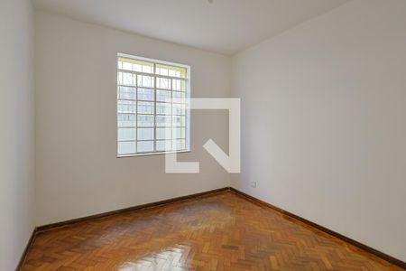 Quarto 1 de casa para alugar com 6 quartos, 360m² em Santa Efigênia , Belo Horizonte