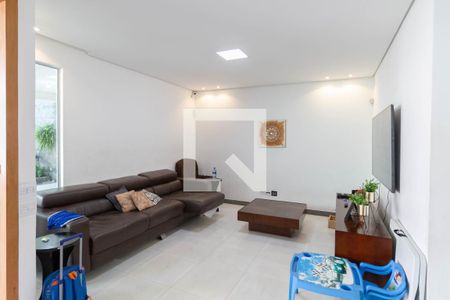 Sala de casa à venda com 3 quartos, 500m² em Trevo, Belo Horizonte