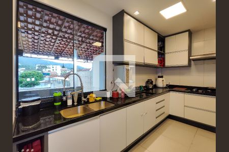 Cozinha de casa à venda com 3 quartos, 266m² em Grajaú, Rio de Janeiro