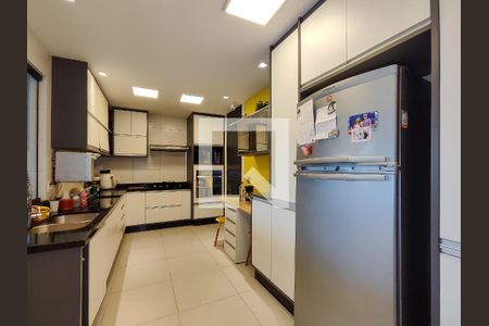 Cozinha de casa à venda com 3 quartos, 266m² em Grajaú, Rio de Janeiro