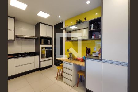 Cozinha de casa à venda com 3 quartos, 266m² em Grajaú, Rio de Janeiro