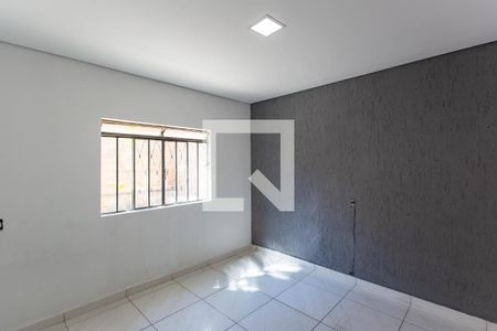 Quarto 2 de casa à venda com 4 quartos, 150m² em Floramar, Belo Horizonte