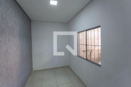 Quarto 1 de casa à venda com 4 quartos, 150m² em Floramar, Belo Horizonte