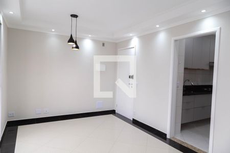 Sala de apartamento para alugar com 3 quartos, 70m² em Vila das Bandeiras, Guarulhos