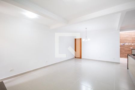 Sala de casa à venda com 3 quartos, 124m² em Vila Yara, Osasco