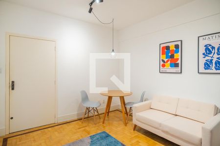 Sala de apartamento à venda com 1 quarto, 43m² em Cidade Baixa, Porto Alegre