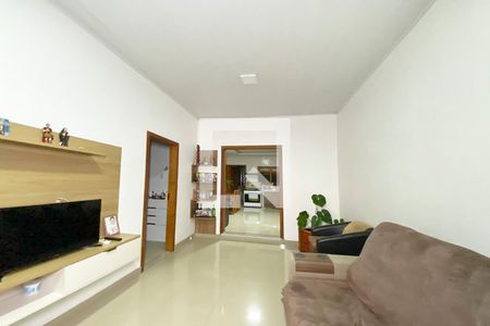 Sala de casa para alugar com 2 quartos, 85m² em Campestre, São Leopoldo