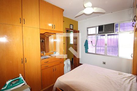 Suite 1 de casa para alugar com 3 quartos, 400m² em Marechal Hermes, Rio de Janeiro