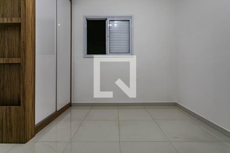 Quarto 1  de apartamento para alugar com 2 quartos, 58m² em Vila Lavínia, Mogi das Cruzes