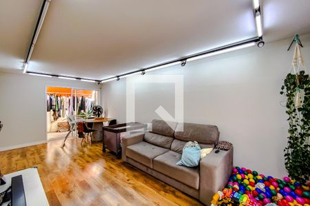 Sala de casa à venda com 4 quartos, 170m² em Vila Invernada, São Paulo