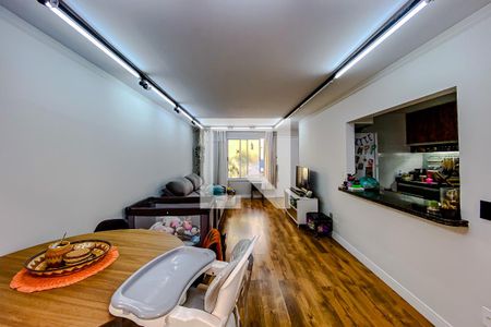 Sala de casa à venda com 4 quartos, 170m² em Vila Invernada, São Paulo