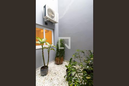 Vista Sala de casa à venda com 3 quartos, 156m² em Vila Ipiranga, Porto Alegre
