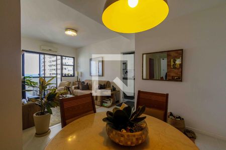 Sala de apartamento à venda com 2 quartos, 70m² em Barra da Tijuca, Rio de Janeiro