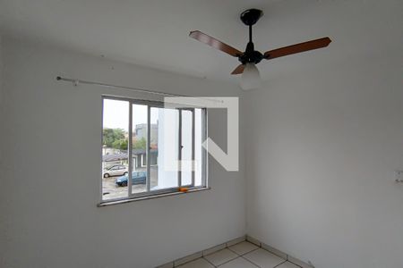 quarto 1 de apartamento para alugar com 2 quartos, 60m² em Taquara, Rio de Janeiro