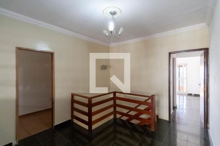 Sala 3 de casa à venda com 2 quartos, 180m² em Tupi, Belo Horizonte