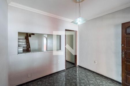 Sala 1 de casa à venda com 2 quartos, 180m² em Tupi, Belo Horizonte