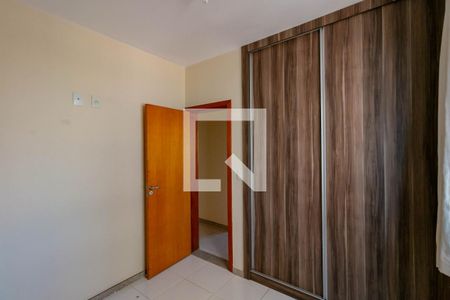 Quarto de apartamento à venda com 3 quartos, 90m² em Barreiro, Belo Horizonte