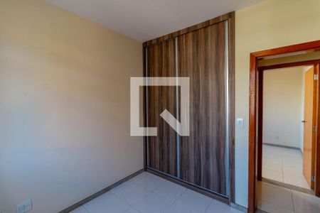 Quarto de apartamento à venda com 3 quartos, 90m² em Barreiro, Belo Horizonte