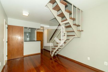 Sala de apartamento para alugar com 2 quartos, 115m² em Auxiliadora, Porto Alegre