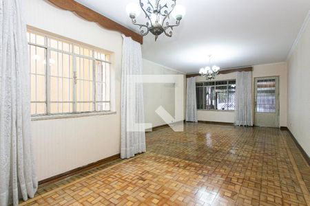 Sala de casa à venda com 3 quartos, 125m² em Parque São Jorge, São Paulo