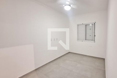 Quarto 1 de apartamento para alugar com 2 quartos, 47m² em Parque Paduan, Taubaté