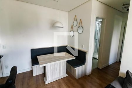 Detalhe Sala de apartamento para alugar com 2 quartos, 49m² em Parque Reboucas, São Paulo