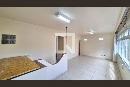 Sala de casa para alugar com 2 quartos, 160m² em Vila Romana, São Paulo