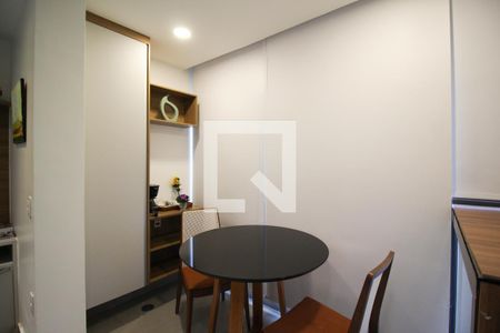 Varanda de kitnet/studio à venda com 1 quarto, 26m² em Vila Nova Conceição, São Paulo