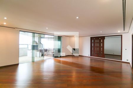 Sala de apartamento à venda com 4 quartos, 400m² em Vila Suzana, São Paulo