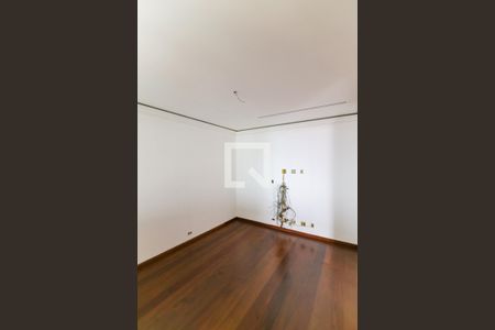 Sala de TV de apartamento à venda com 4 quartos, 400m² em Vila Suzana, São Paulo