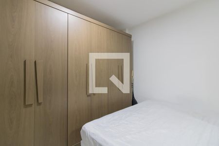 Casa 2 - Quarto 2 de casa à venda com 3 quartos, 270m² em Camargos, Guarulhos