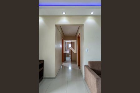 Hall de apartamento para alugar com 2 quartos, 95m² em Guilhermina, Praia Grande