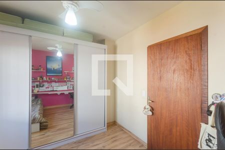 Quarto 1 de casa à venda com 2 quartos, 150m² em Vila Nova, Porto Alegre