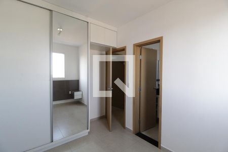 Quarto 2 - Suíte de apartamento para alugar com 2 quartos, 72m² em Aclimação, Uberlândia