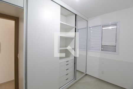 Quarto 1 de apartamento para alugar com 2 quartos, 72m² em Aclimação, Uberlândia