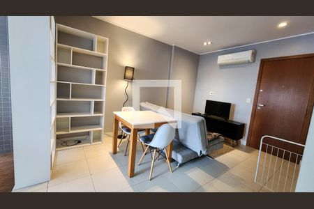 Sala de apartamento para alugar com 3 quartos, 87m² em Pompéia, Santos