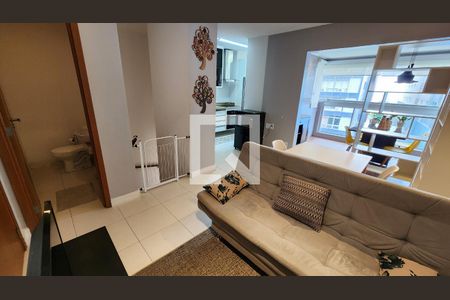 Sala de apartamento para alugar com 3 quartos, 87m² em Pompéia, Santos