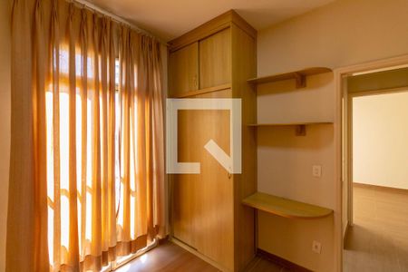 Quarto  de apartamento à venda com 2 quartos, 75m² em Grajaú, Belo Horizonte