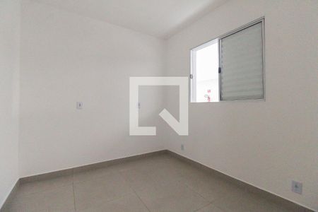 Quarto 2 de apartamento para alugar com 1 quarto, 40m² em Vila Taquari, São Paulo